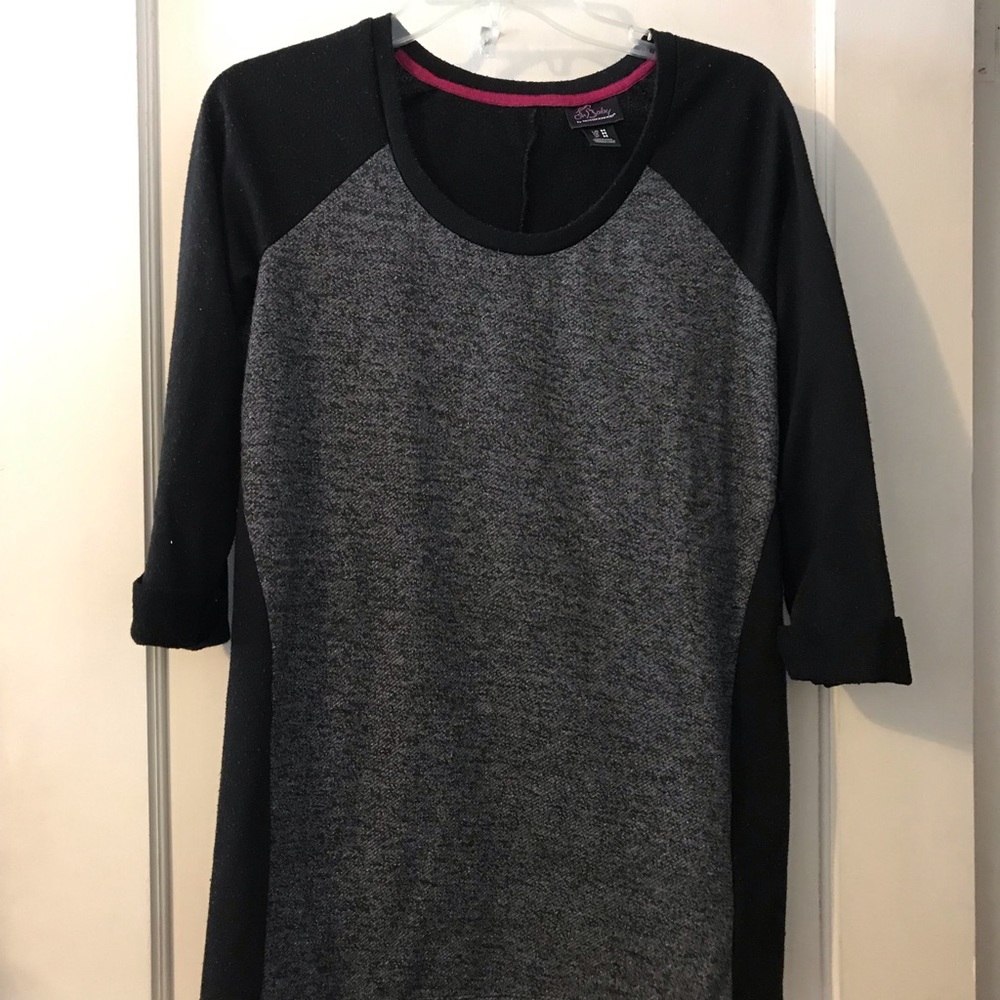 Super soft maternity sweater size M